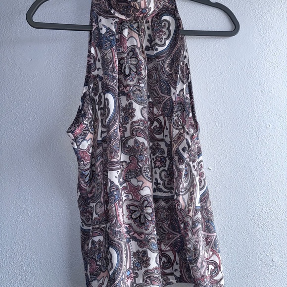 Paisley Print Sleeveless Top - Picture 1 of 6